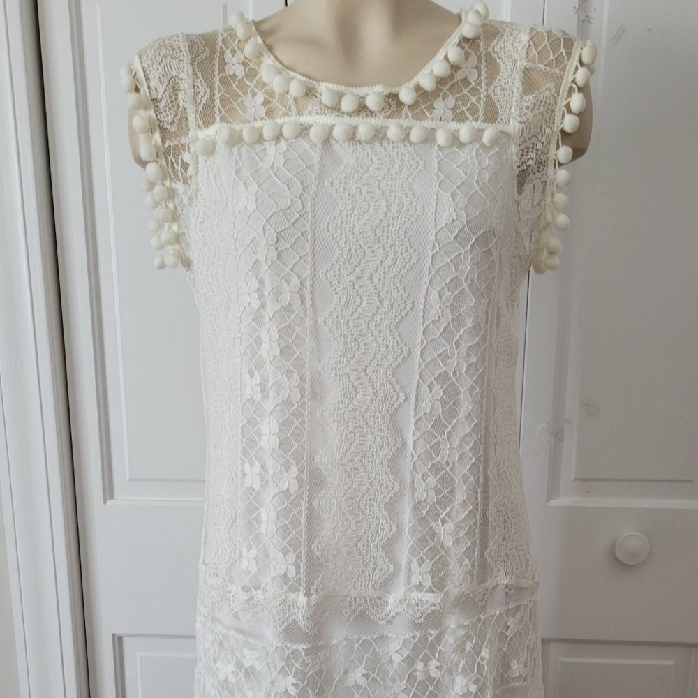 Vanberfia White Lace Dress
